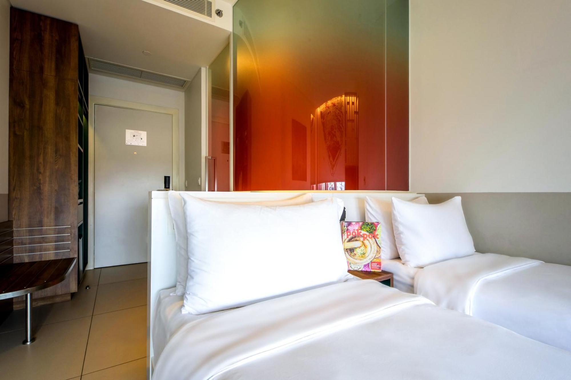 Twin Room with City View